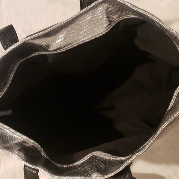 NWOT Victoria Secret Tote set - Picture 6 of 16